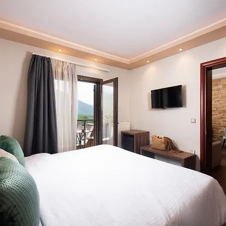 Hotel Naiades 4*